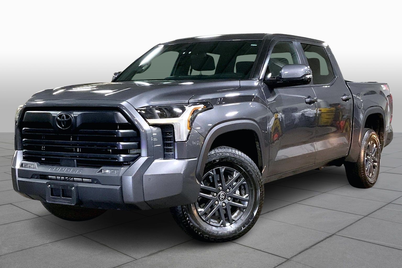 Pre-Owned 2025 Toyota Tundra SR5 in Danvers #SX279844R | Ira
